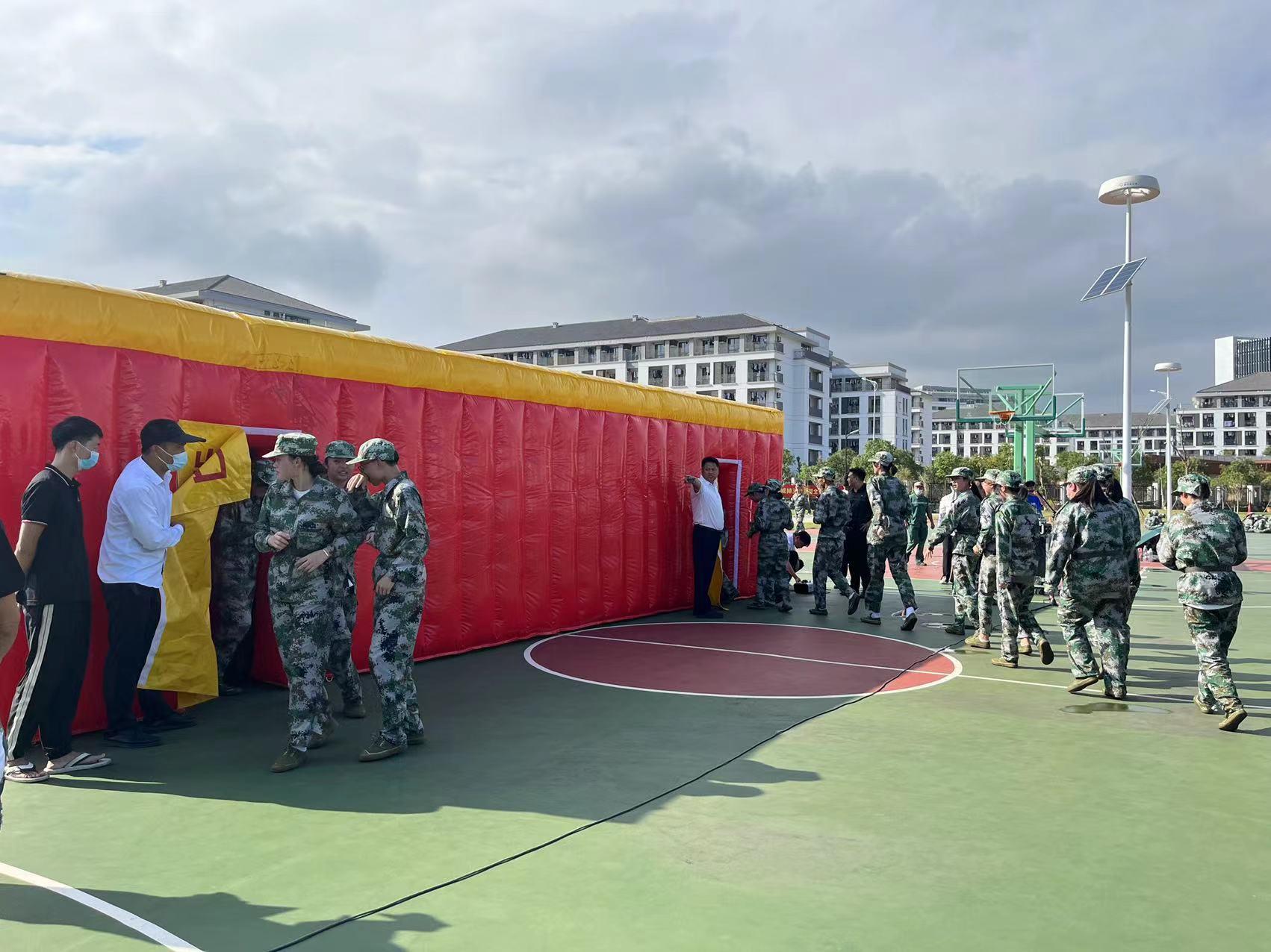 模拟逃生疏散演练.jpg