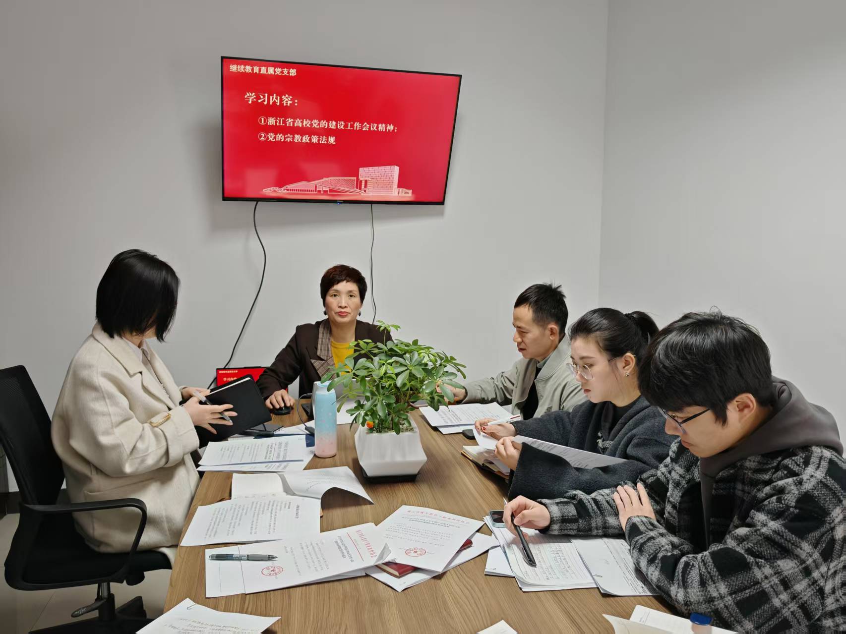 a2a3b96246850ffe2719ddc8c8f9c8b.jpg