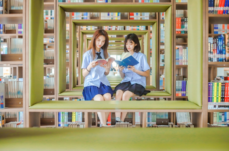 大学4.png